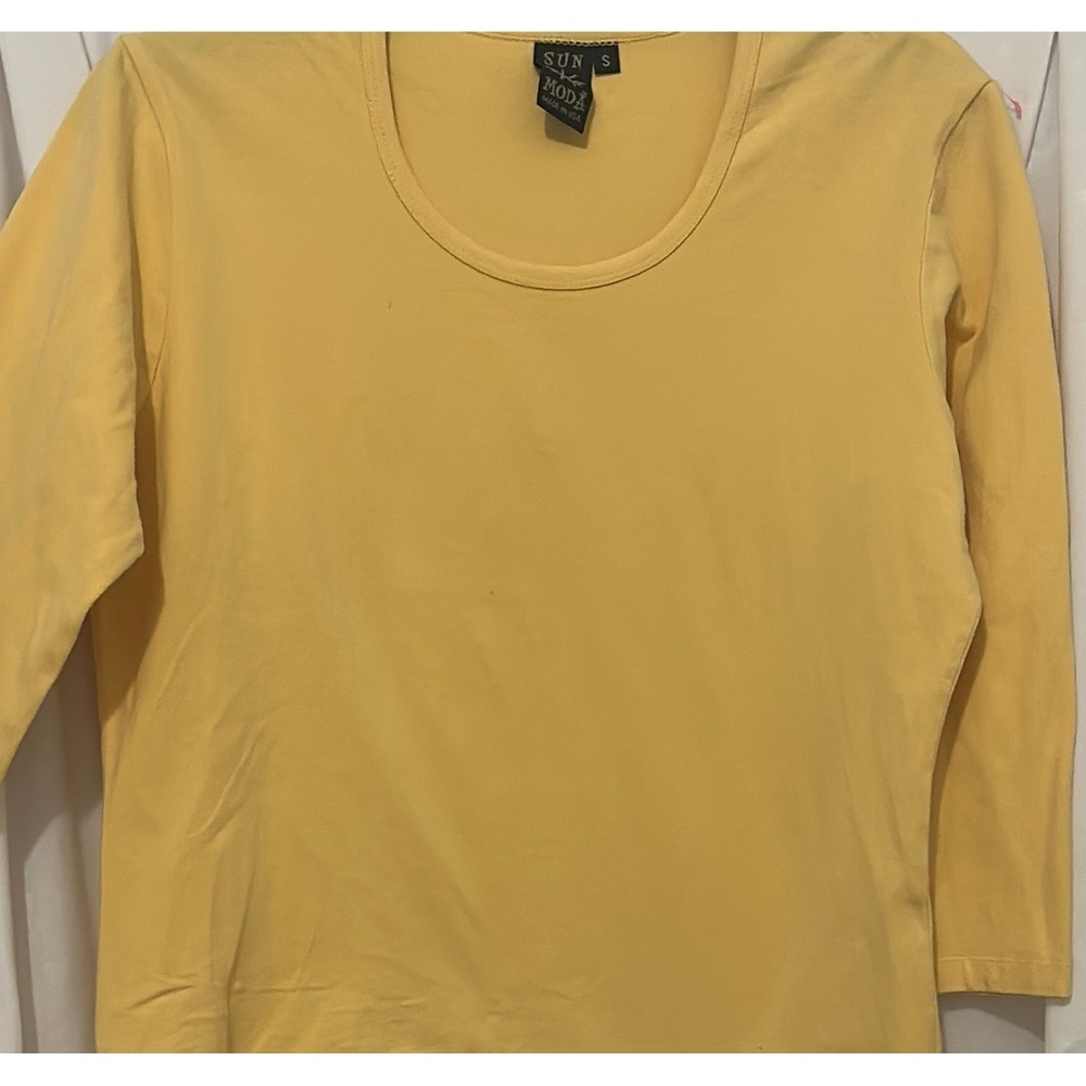 Sun Moda 3/4 Sleeve Scoop Neck Top
